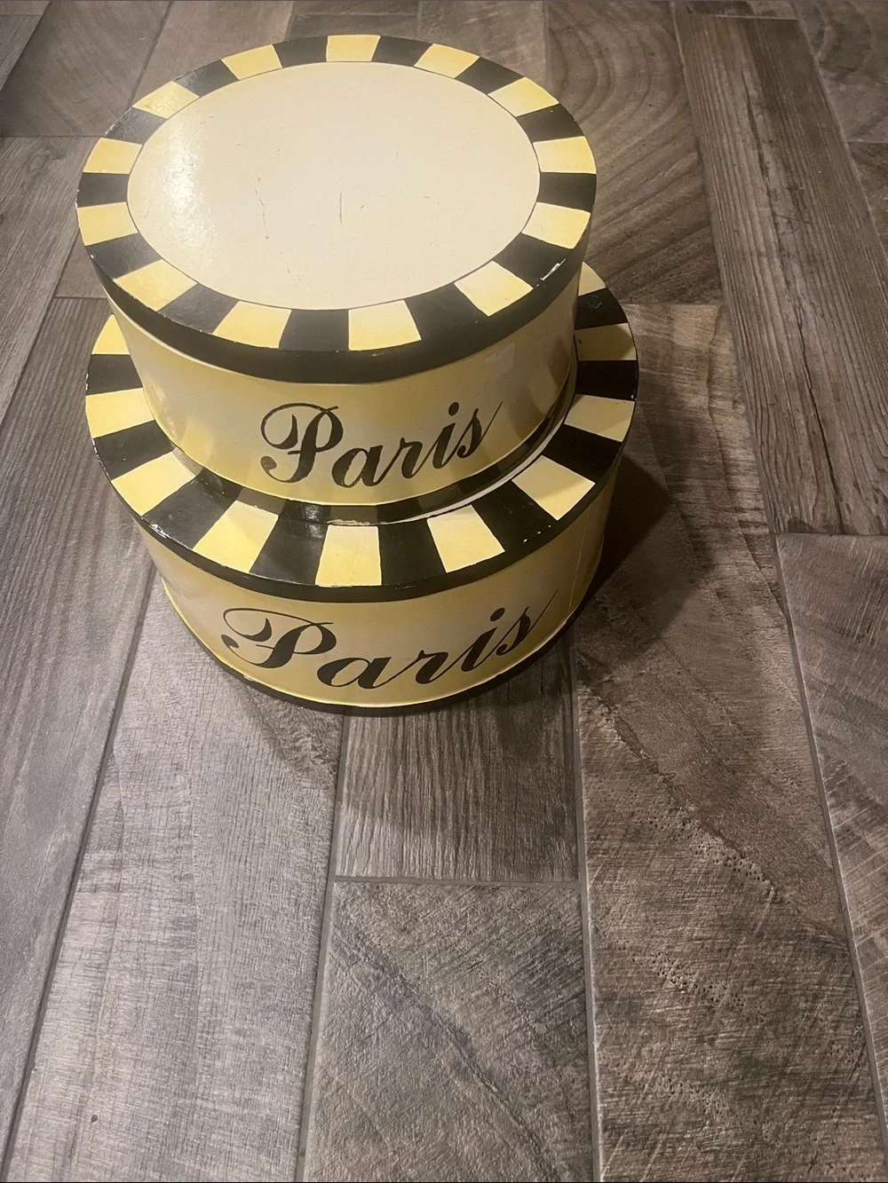 Set of 2 Decorative Round wooden hat Boxes - 'London' and 'Paris'